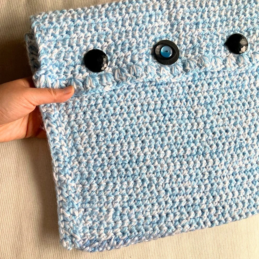NWOT Handmade Hand Knit crochet laptop sleeve bag